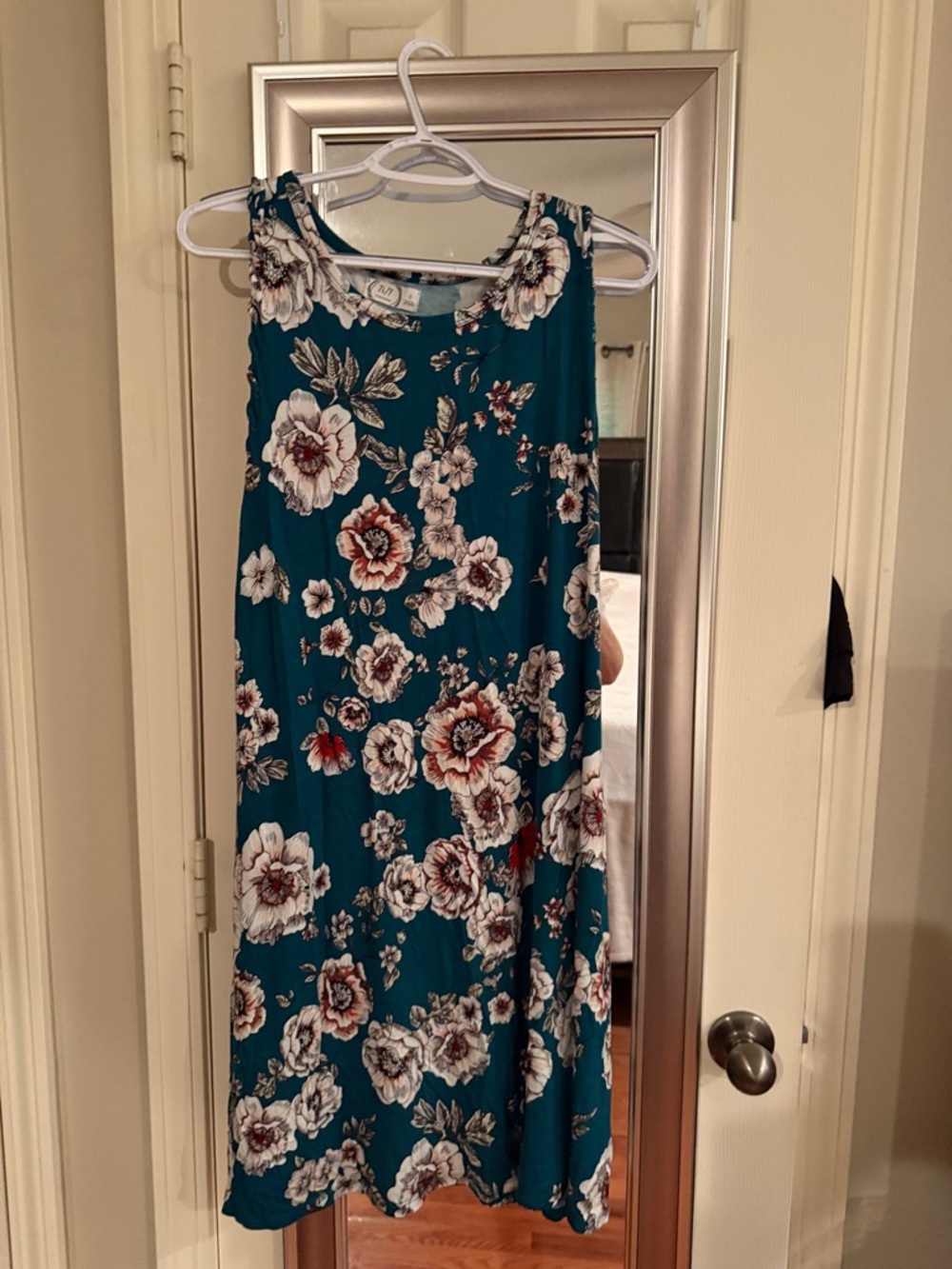 24/7 by Maurices Teal Floral dress